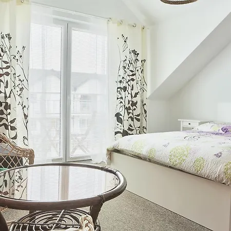 Проживание в семье Marzenie Леба