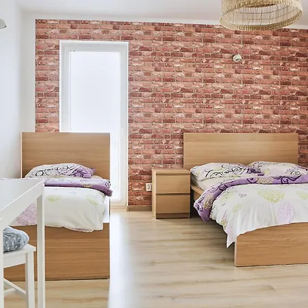 홈스테이 Marzenie